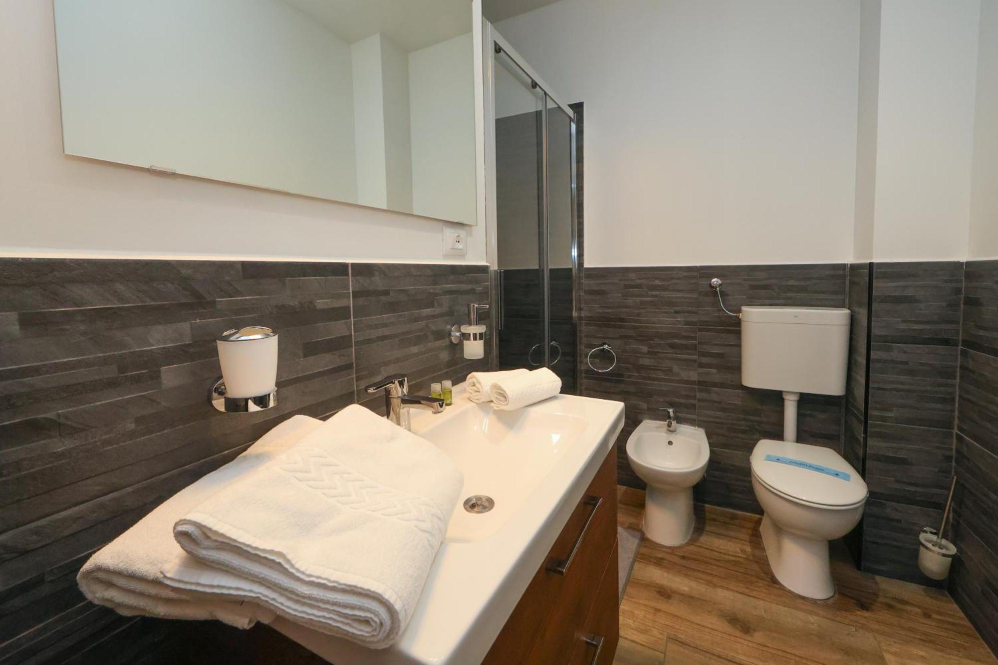Del Centro Aparthotel Modena